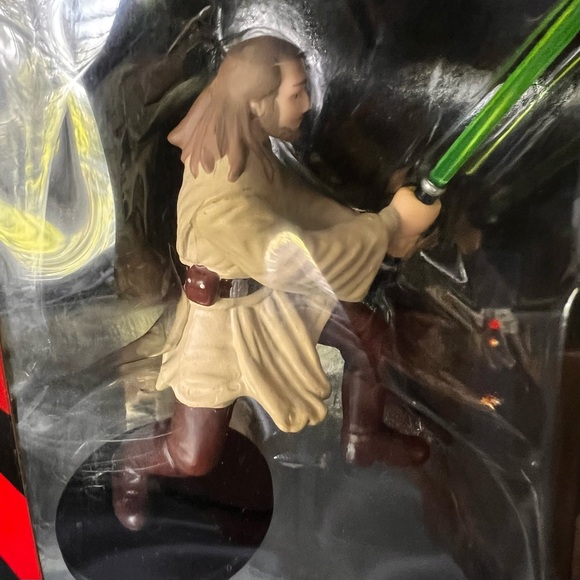 NIB, Star Wars Episode 1, Figurine Gift Set. Includes Theed Hangar Background. - Picture 7 of 9